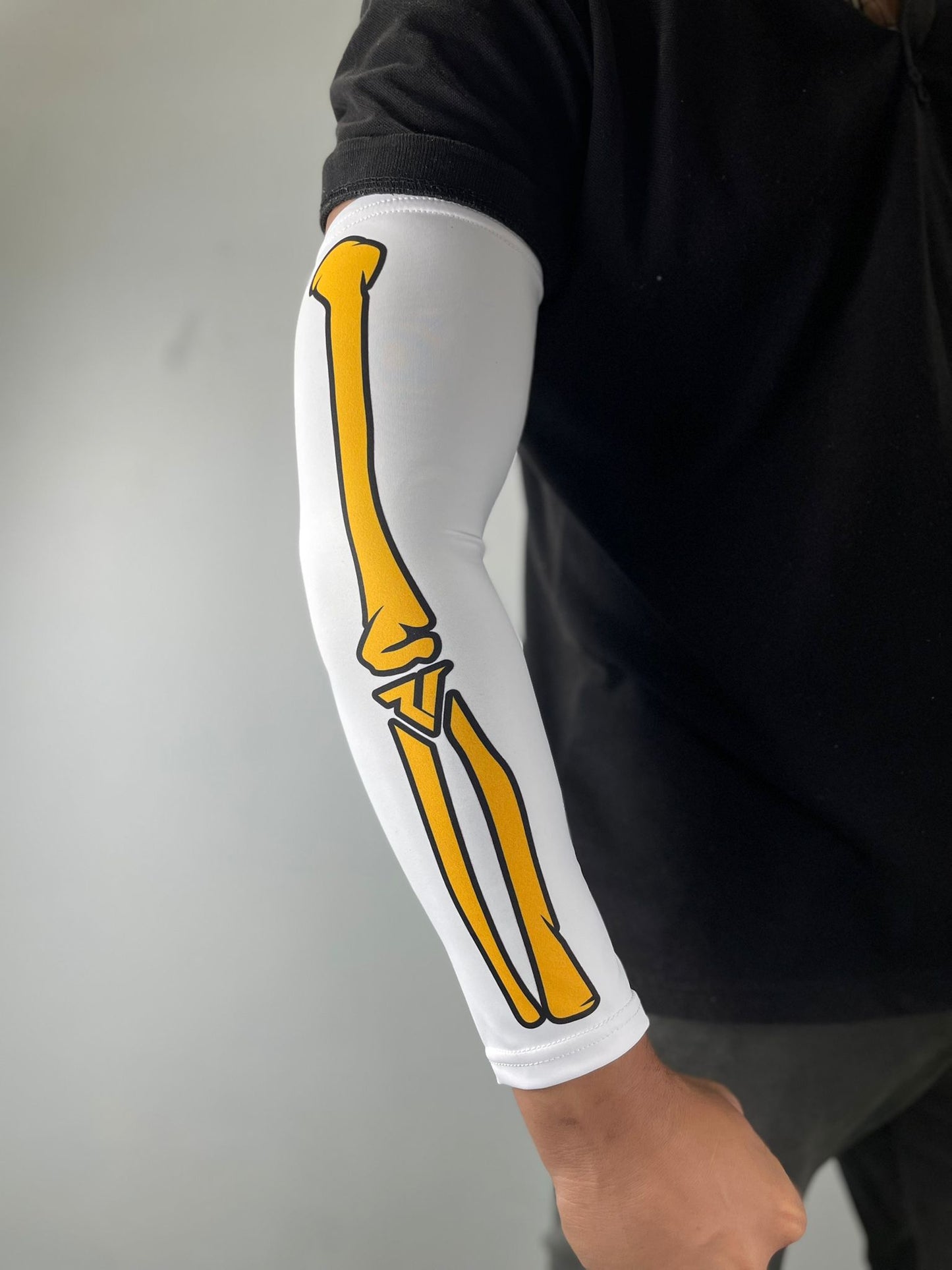 White Bones Arm Sleeves