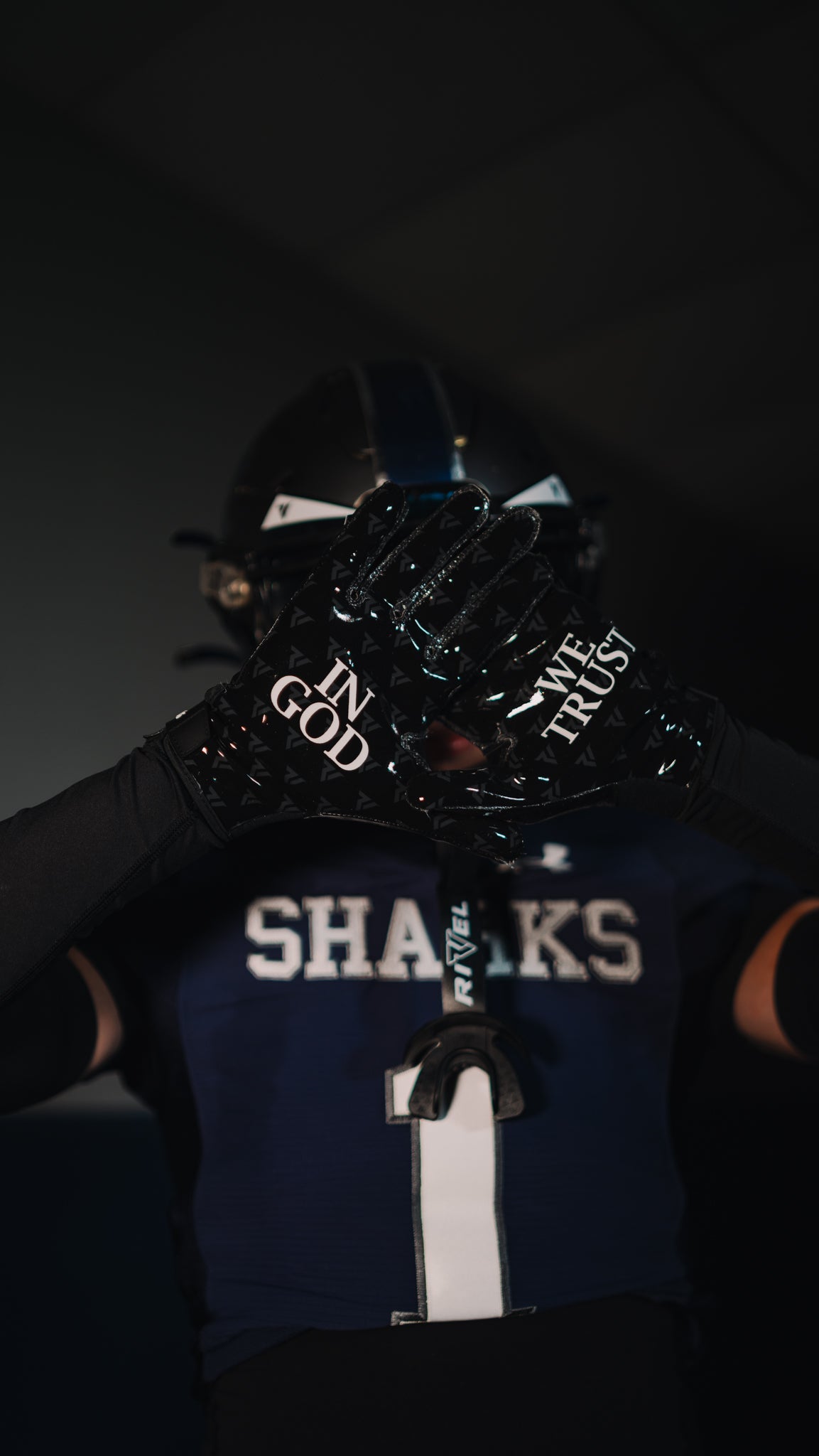IGWT 4.0 Football Gloves image 4