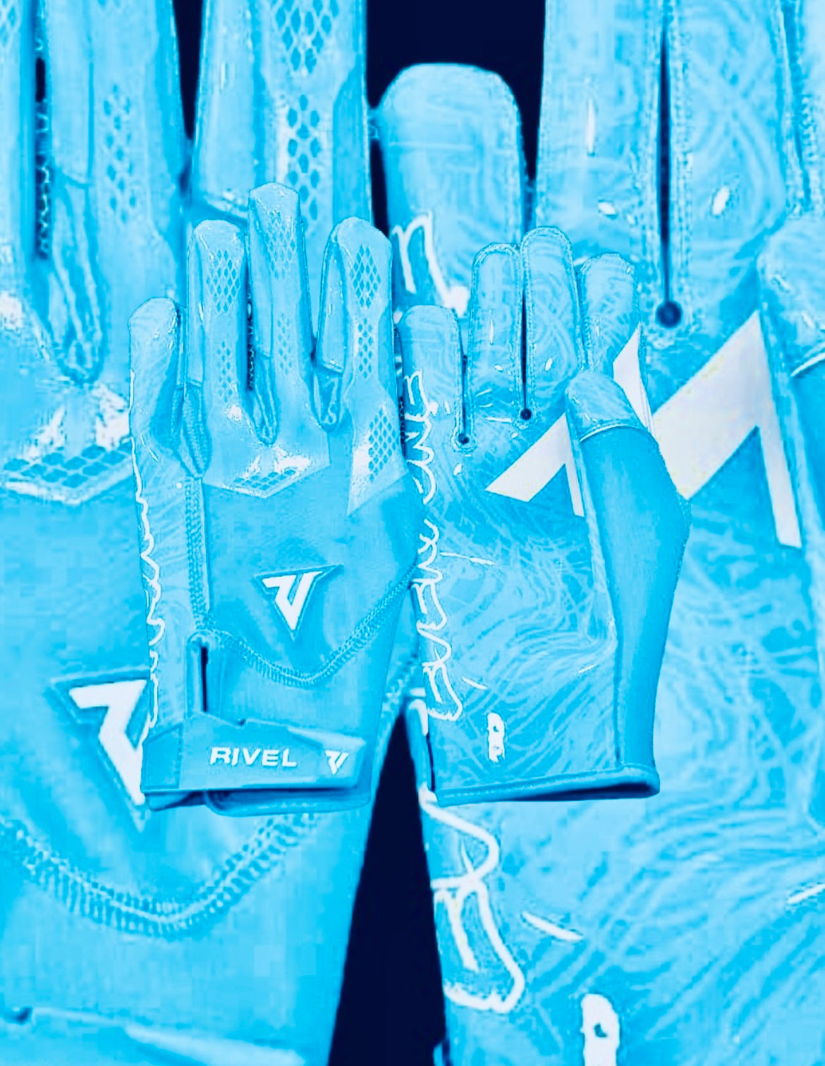 Savage EVRY1 Football Gloves image 1