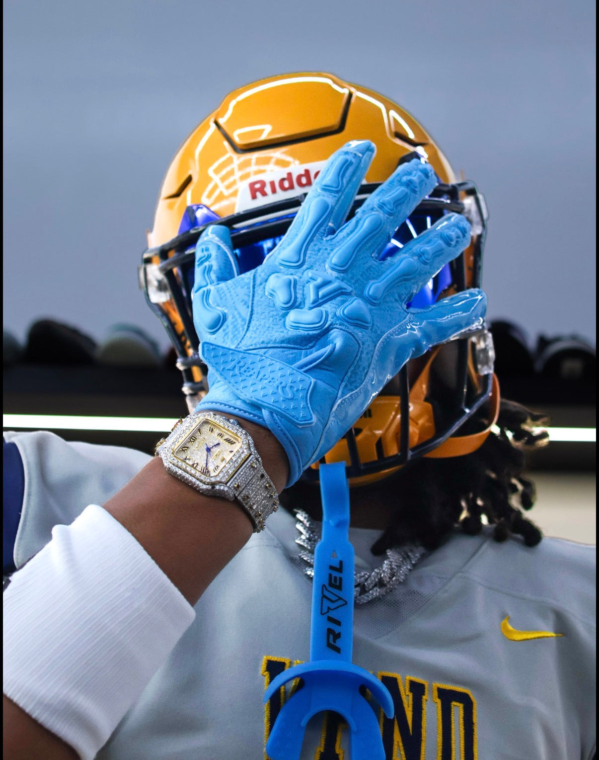 football helmet and gloves NEW Reaper Colors Bones _nscat_Root Catalog : REAL profile wrist strap delivers Girl with Big Helmet Color:Dark Gold Iridium